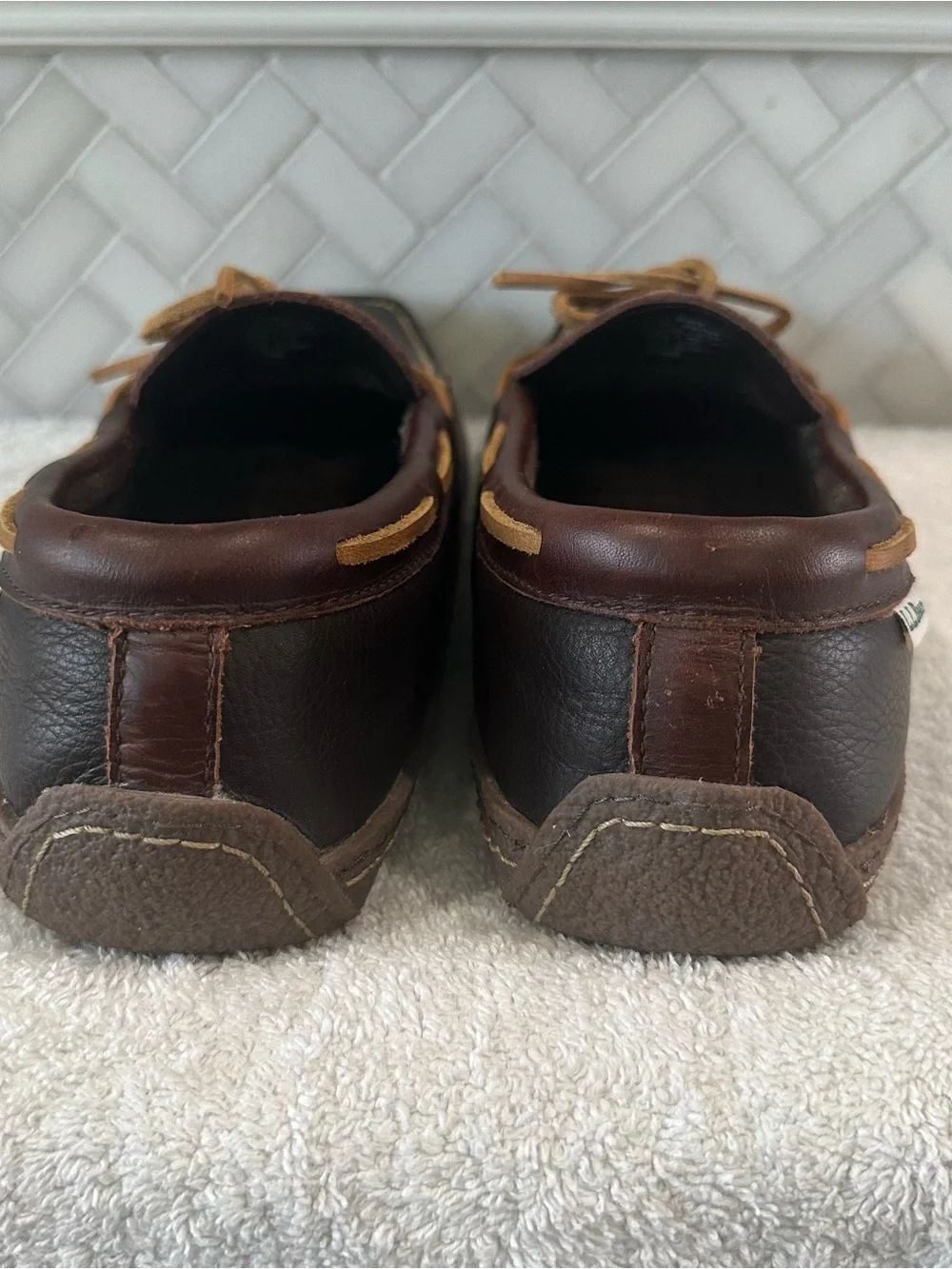 L.L. Bean Handsewn Mens Moccasin 11M Brown Leather Flannel Lined Slippers